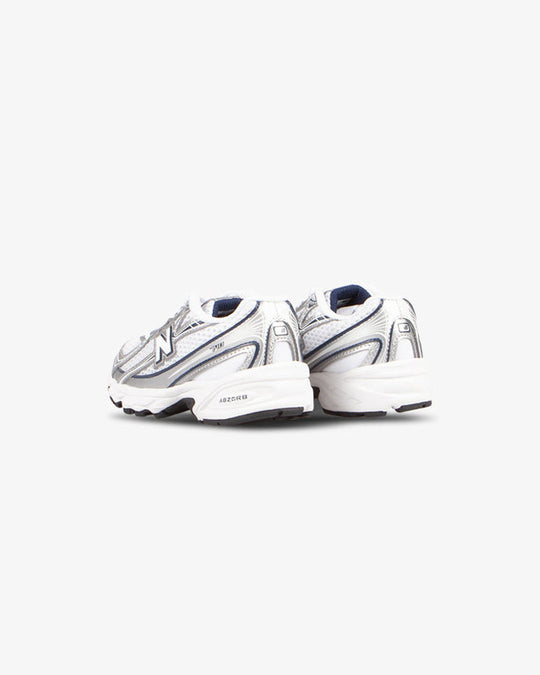 New Balance 740 Navy / White PS